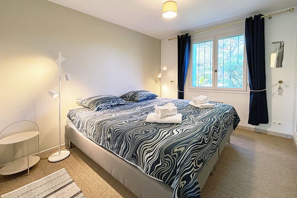 Photo of Bedroom in Boulouris-sur-Mer