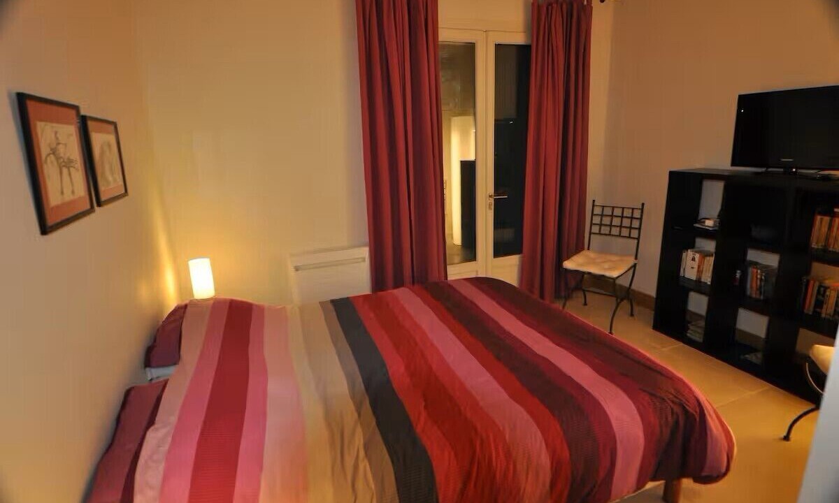 Photo of Bedroom in Les Baux-de-Provence