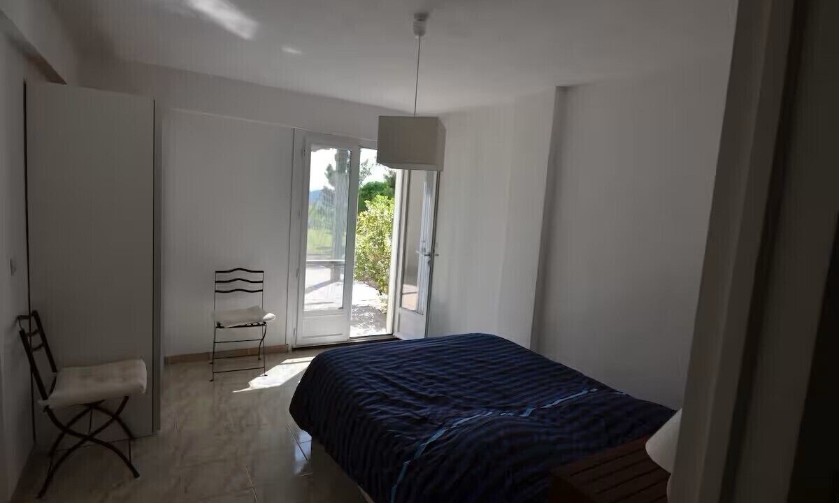 Photo of Bedroom in Les Baux-de-Provence