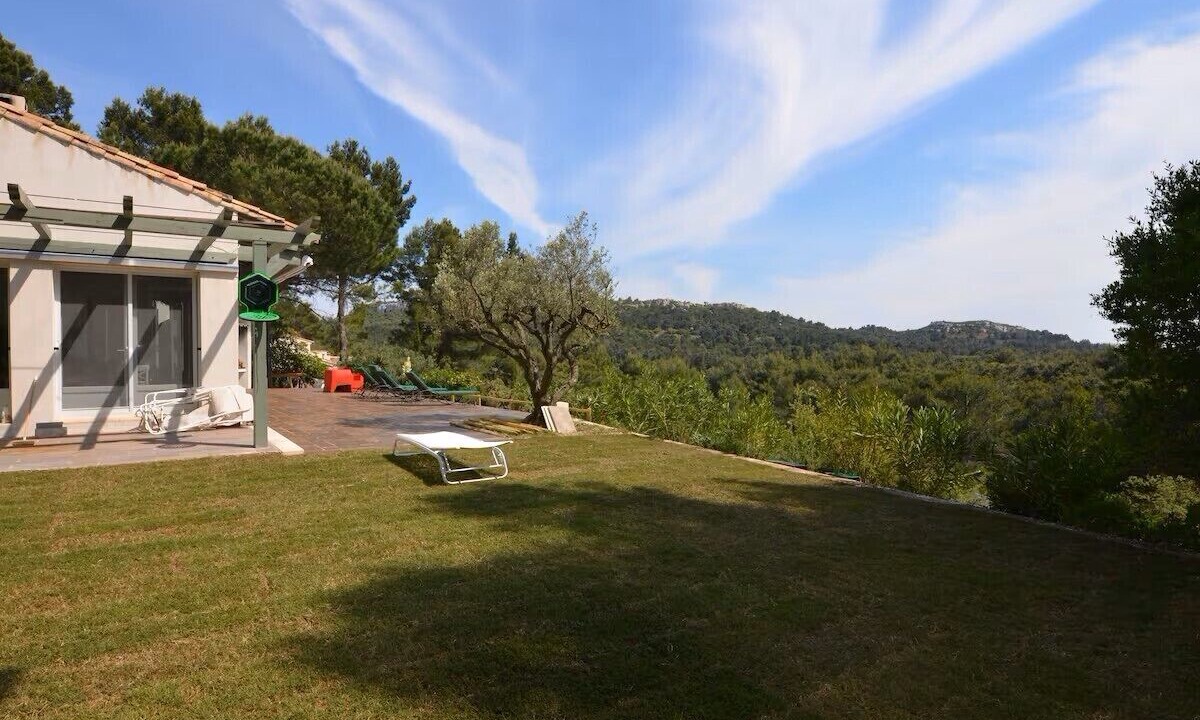 Photo of Patio Balcony in Les Baux-de-Provence