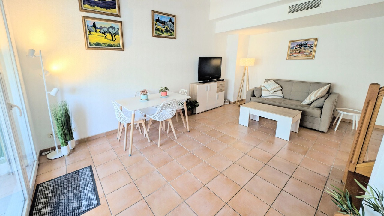 Photo of Livingroom in Carnot