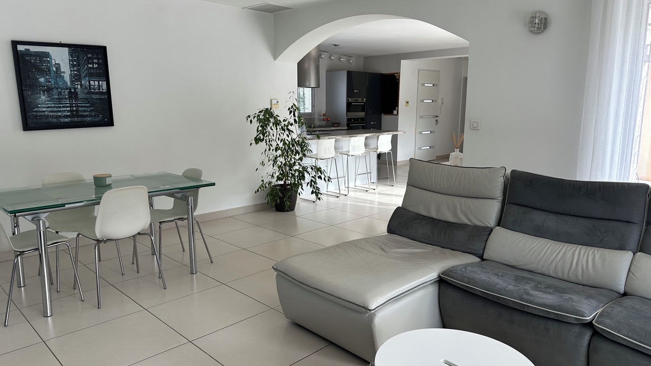 Photo of Livingroom in Mimet