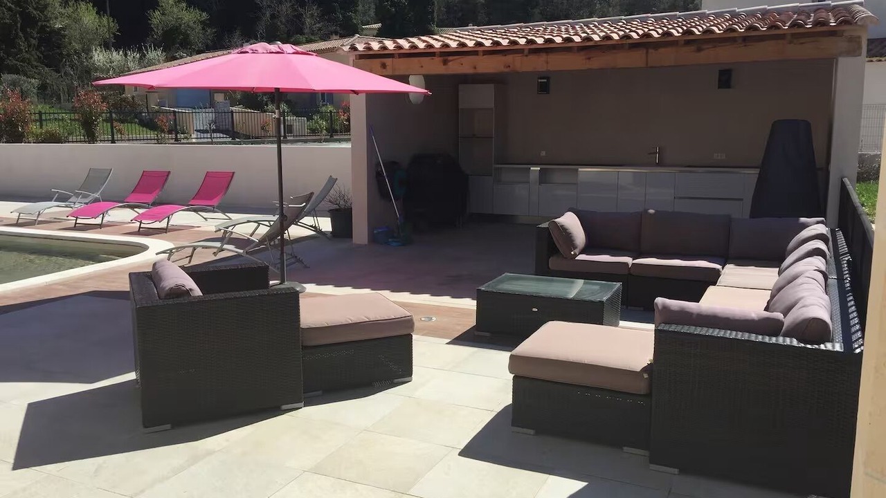 Photo of Patio Balcony in Mimet