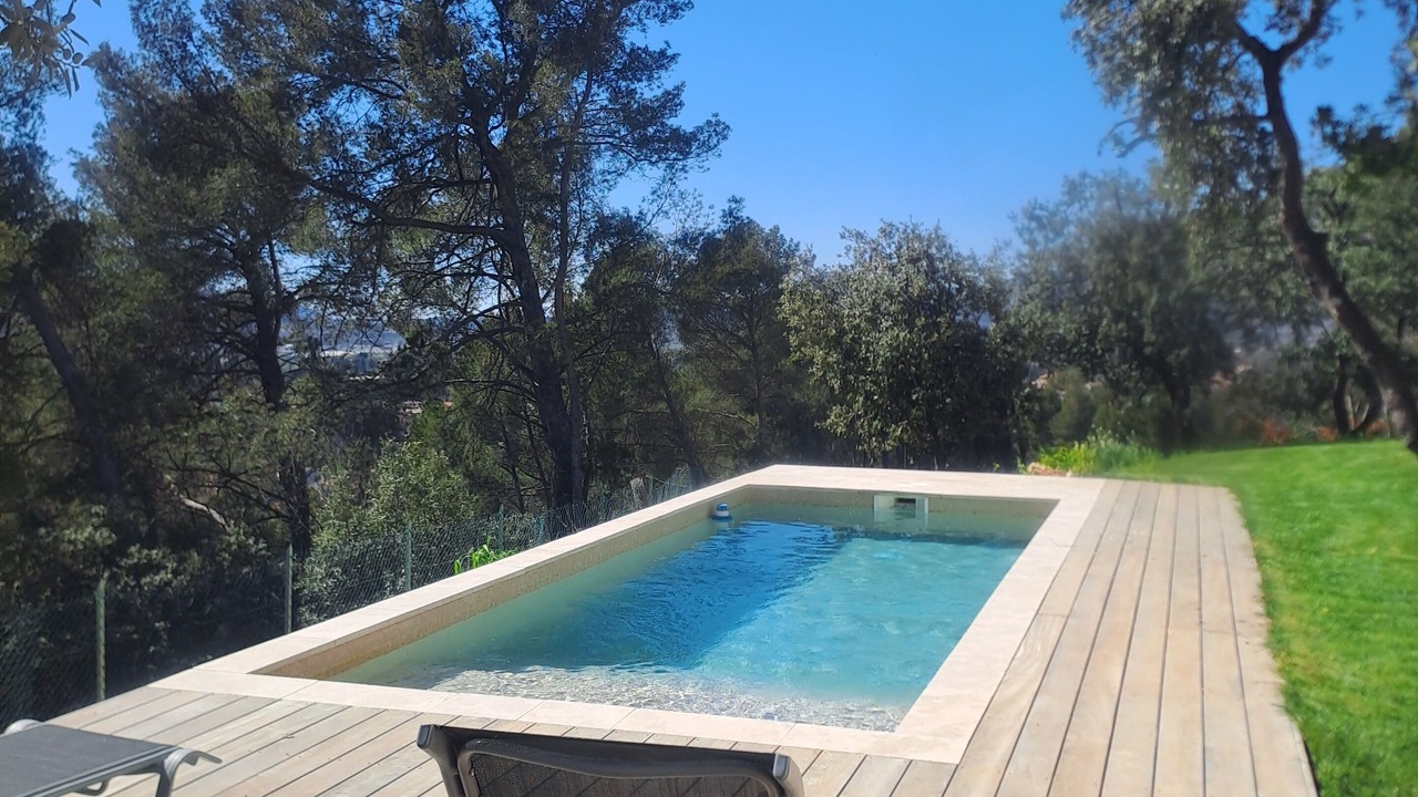 Photo of Outdoor in Gemenos