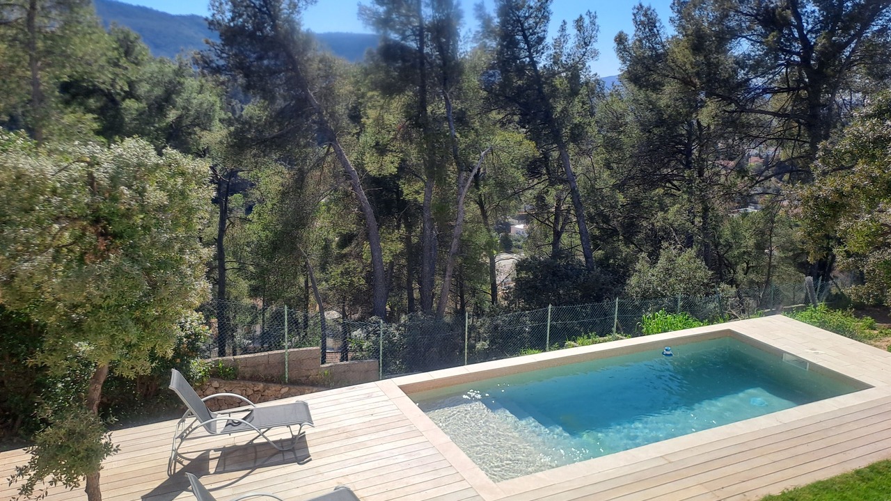 Photo of Outdoor in Gemenos