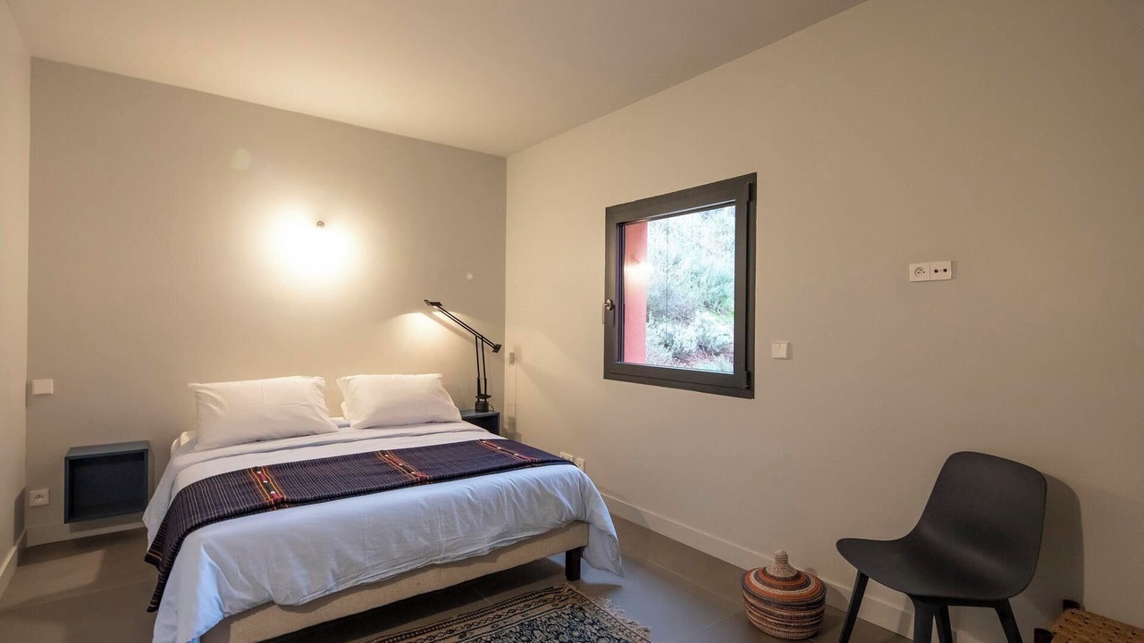Photo of Bedroom in Maussane