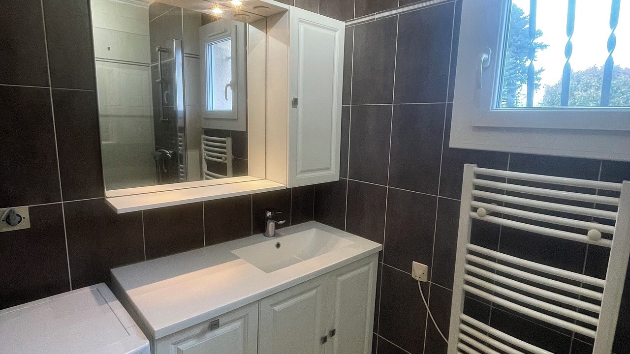 Photo of Bathroom in Manduel