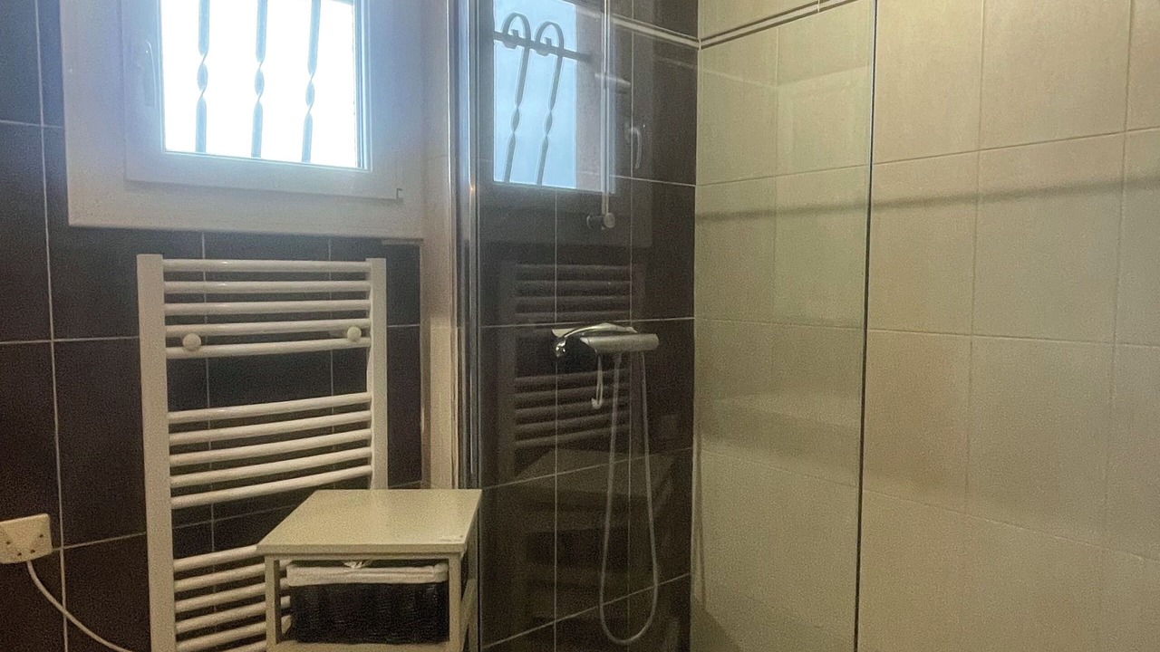 Photo of Bathroom in Manduel