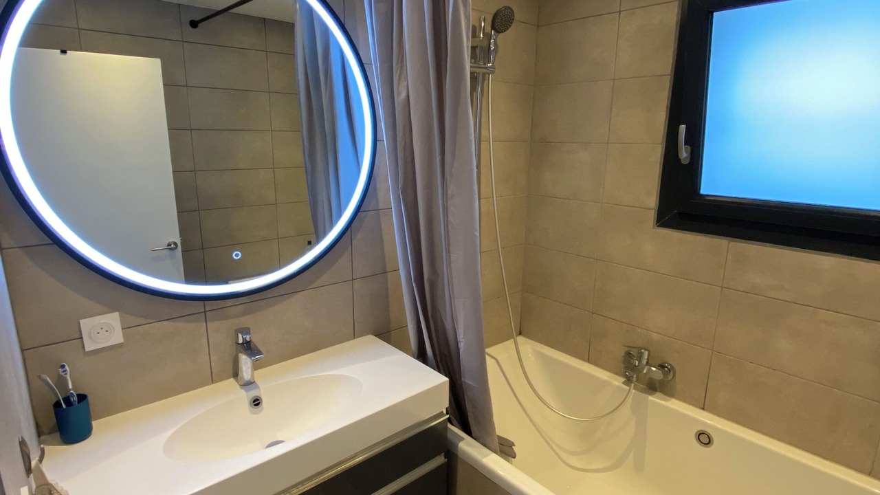 Photo of Bathroom in Sud