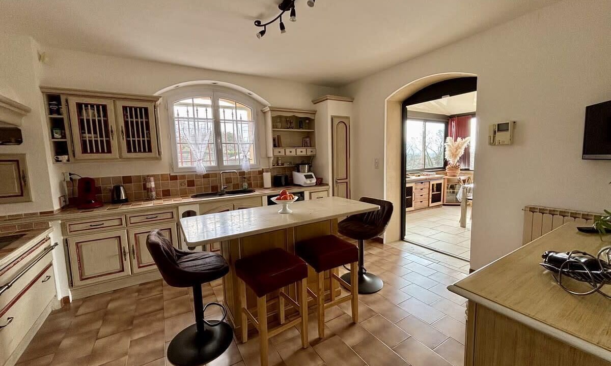 Photo of Kitchen in Pont Royal
