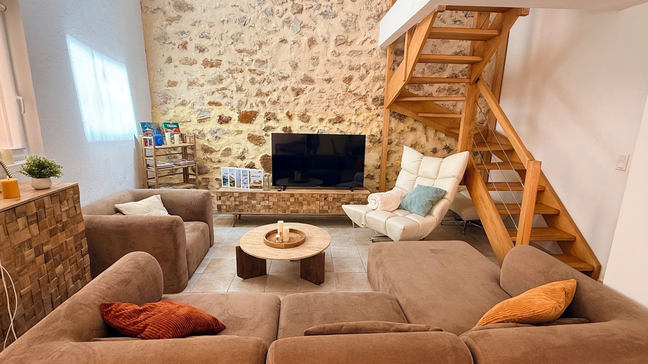 Photo of Livingroom in Bizanet