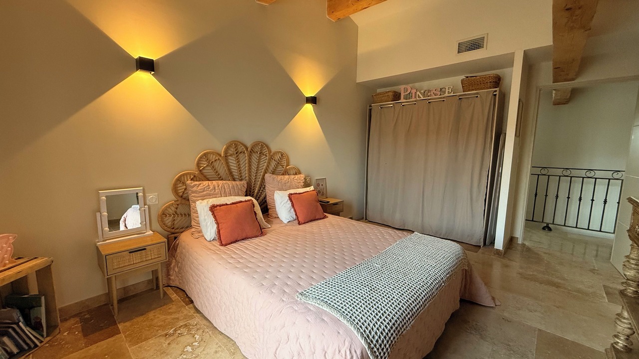 Photo of Bedroom in Molleges