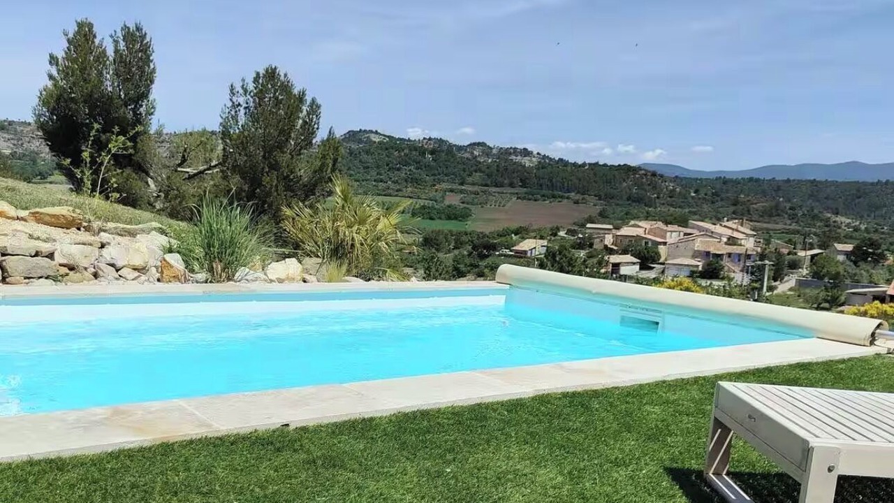Photo of Outdoor in Chateauneuf-Val-Saint-Donat