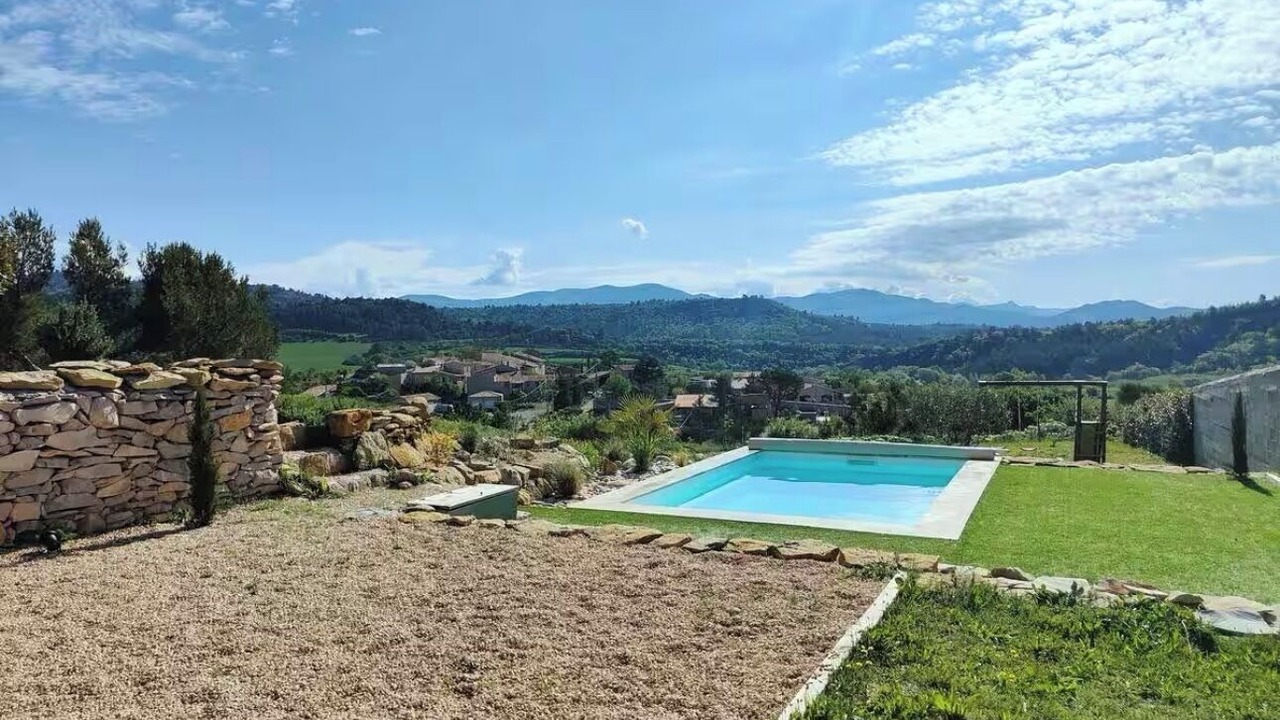 Photo of Outdoor in Chateauneuf-Val-Saint-Donat