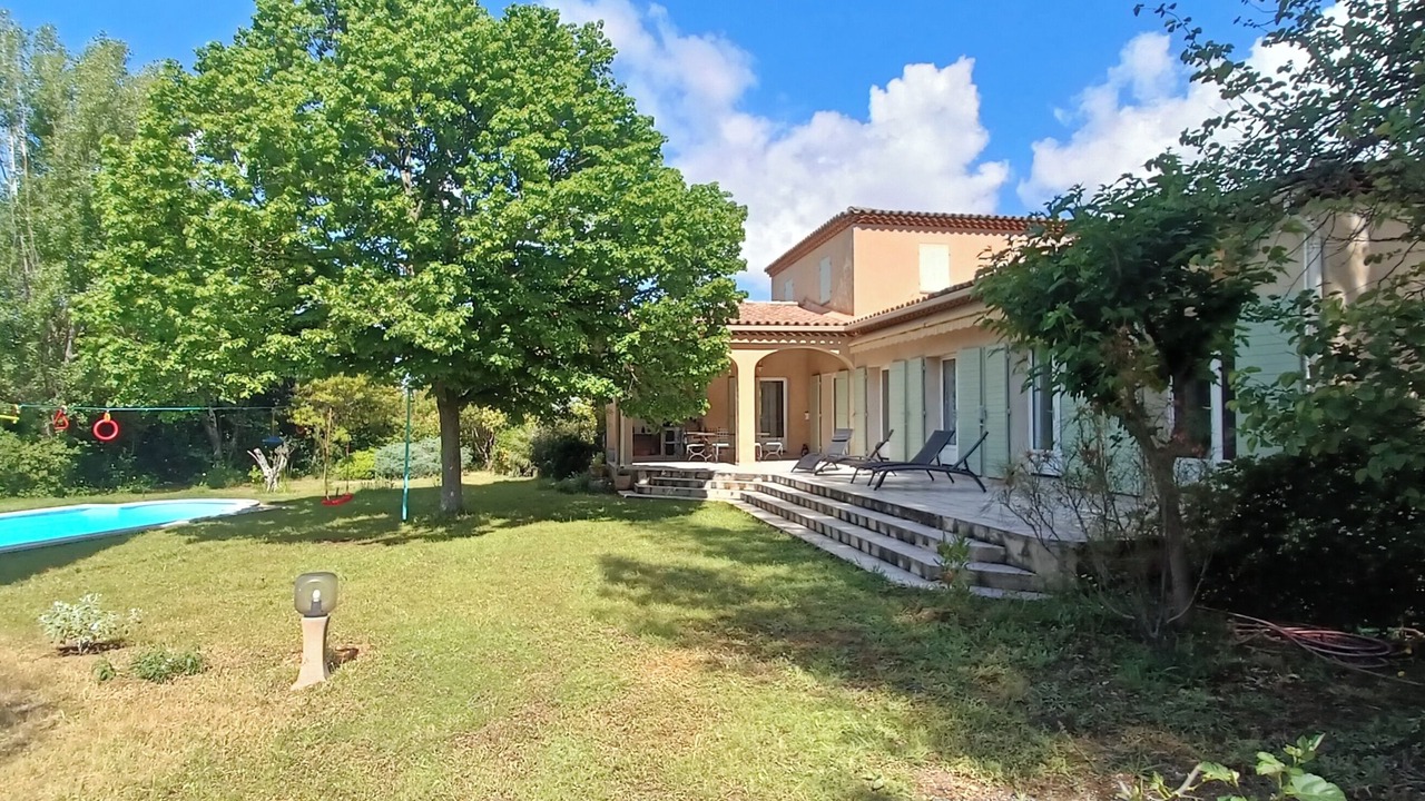 Photo of Outdoor in Gemenos