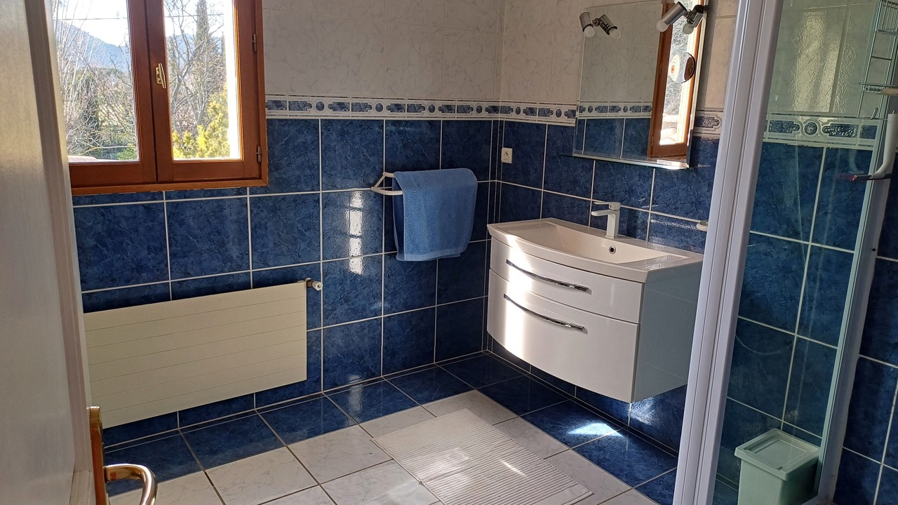 Photo of Bathroom in Gemenos