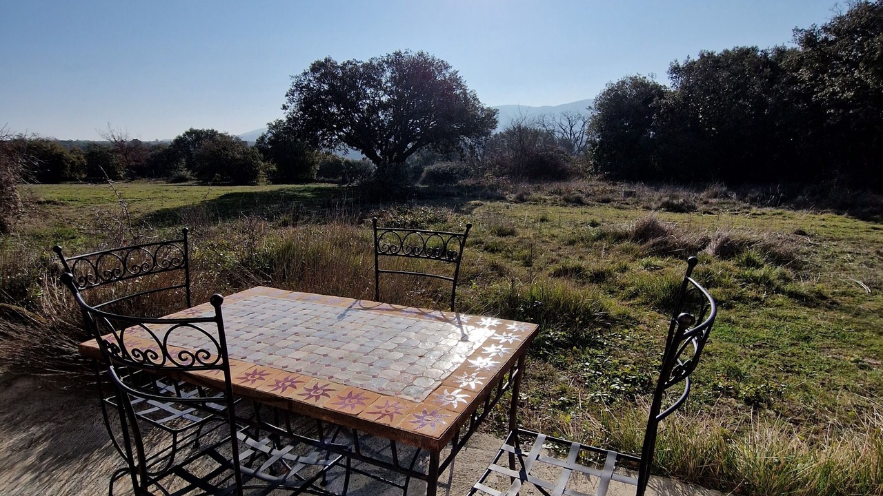 Photo of Outdoor in Buoux