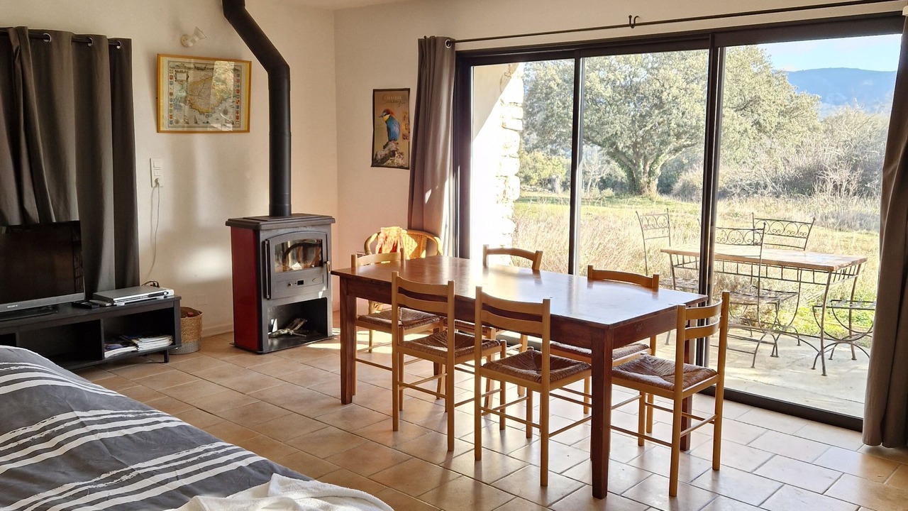 Photo of Bedroom in Buoux