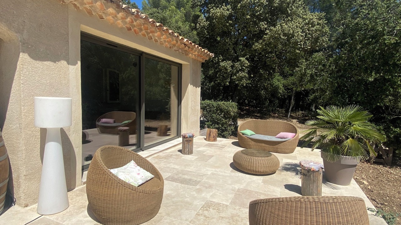 Photo of Patio Balcony in Peypin-d'Aigues