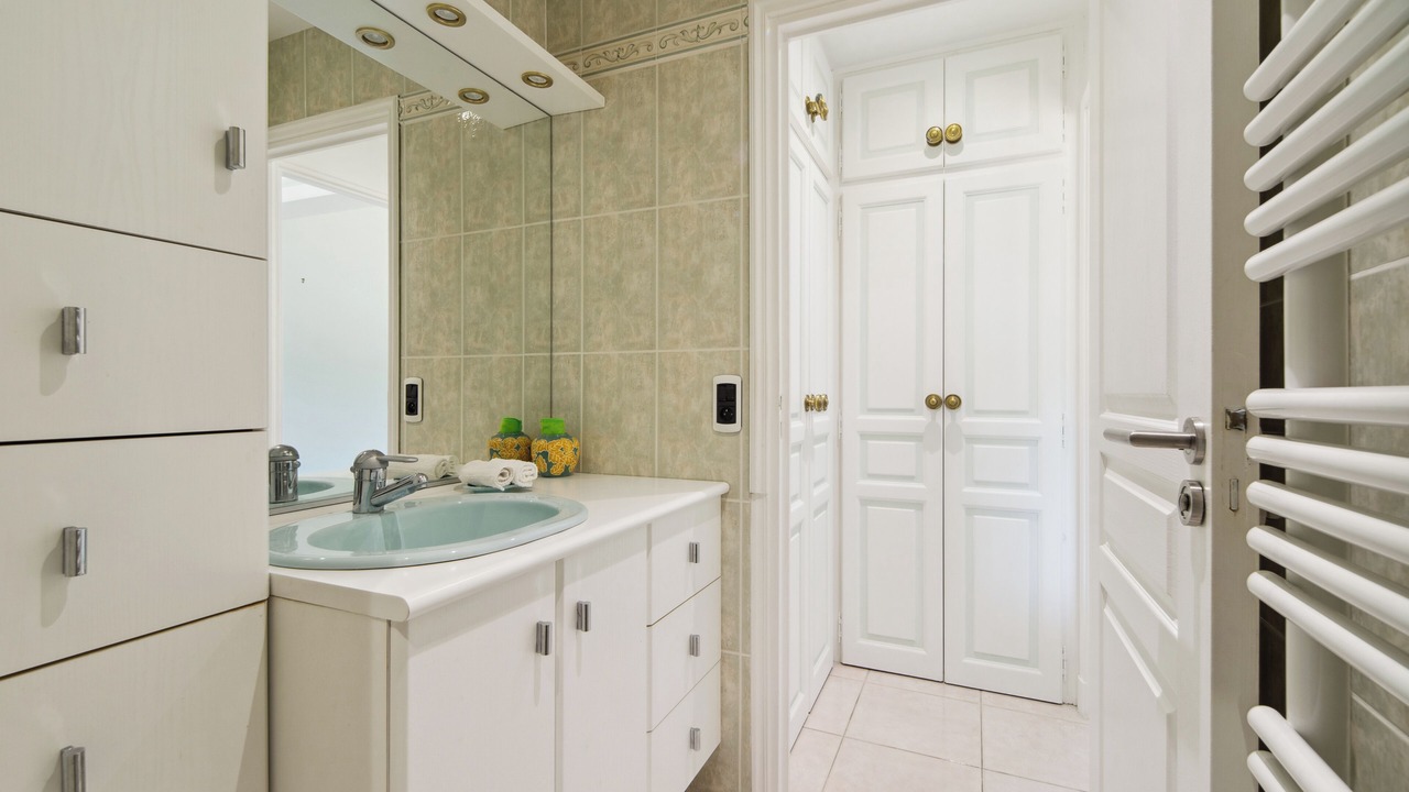 Photo of Bathroom in Guerrevieille