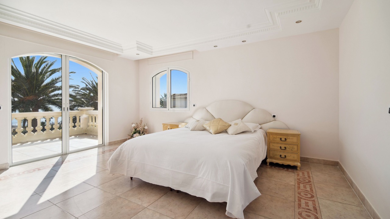 Photo of Bedroom in Guerrevieille