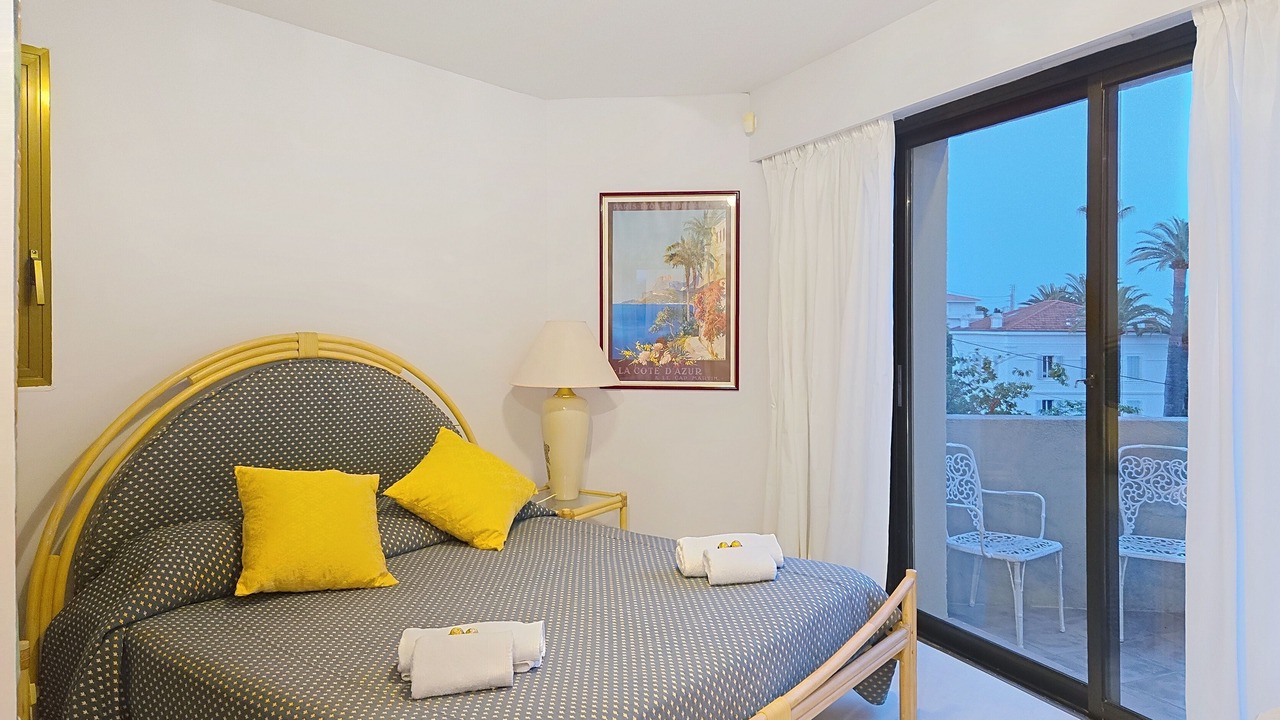 Photo of Bedroom in Vallauris