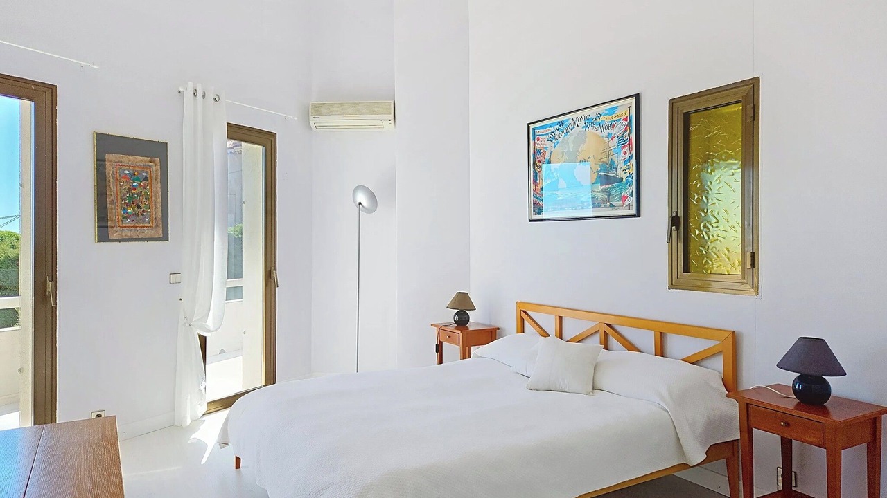 Photo of Bedroom in Vallauris