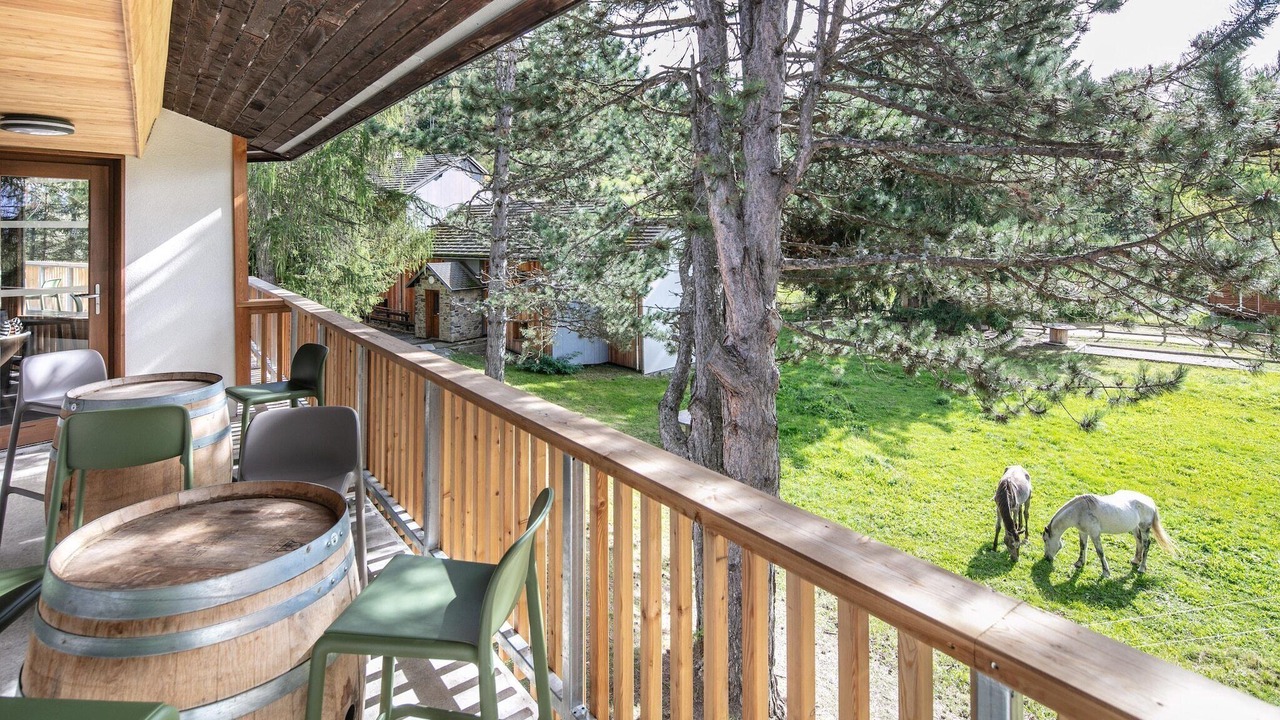 Photo of Outdoor in Saint-Leger-les-Melezes