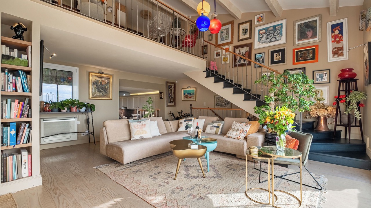 Photo of Livingroom in Eze