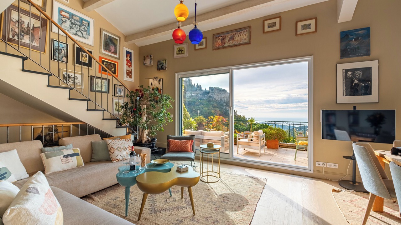 Photo of Livingroom in Eze
