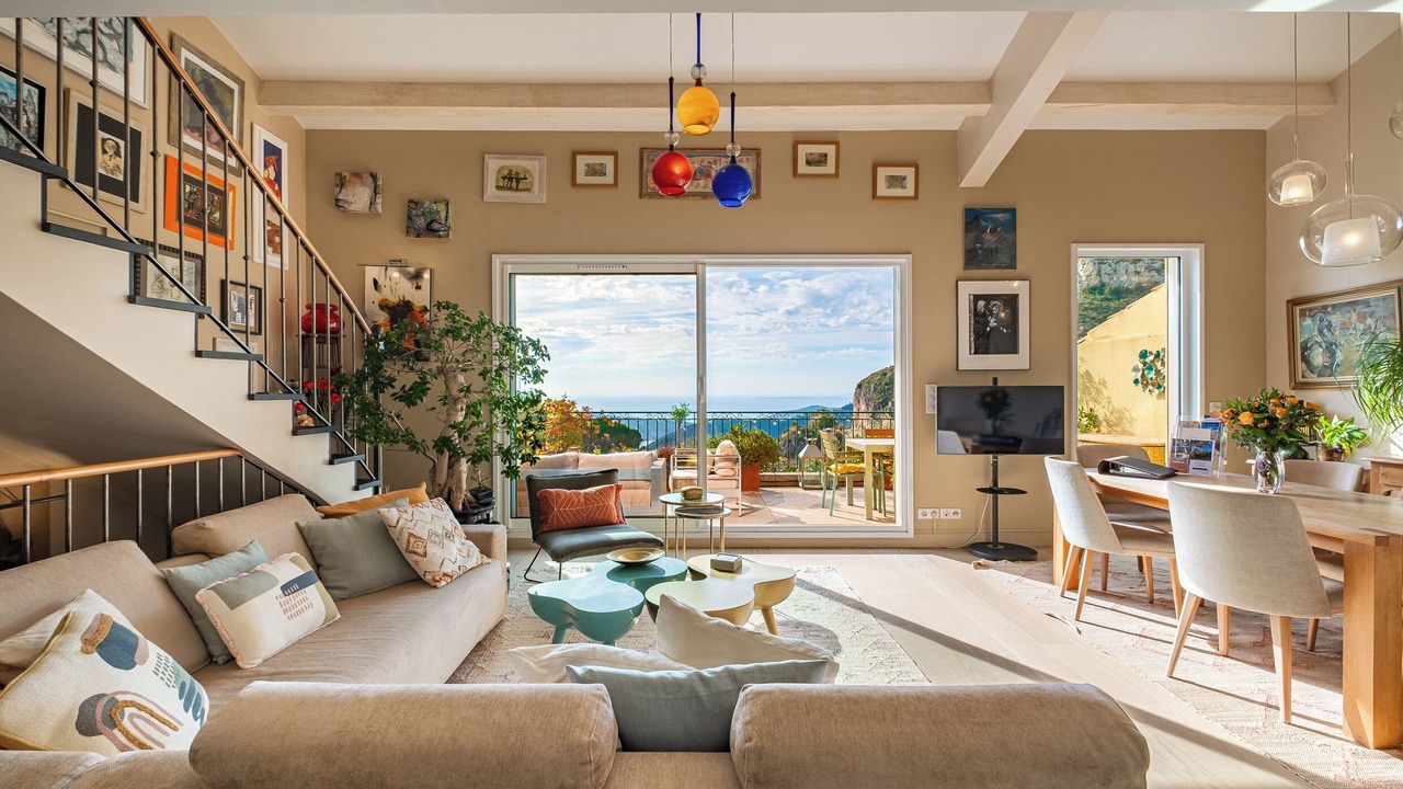 Photo of Livingroom in Eze