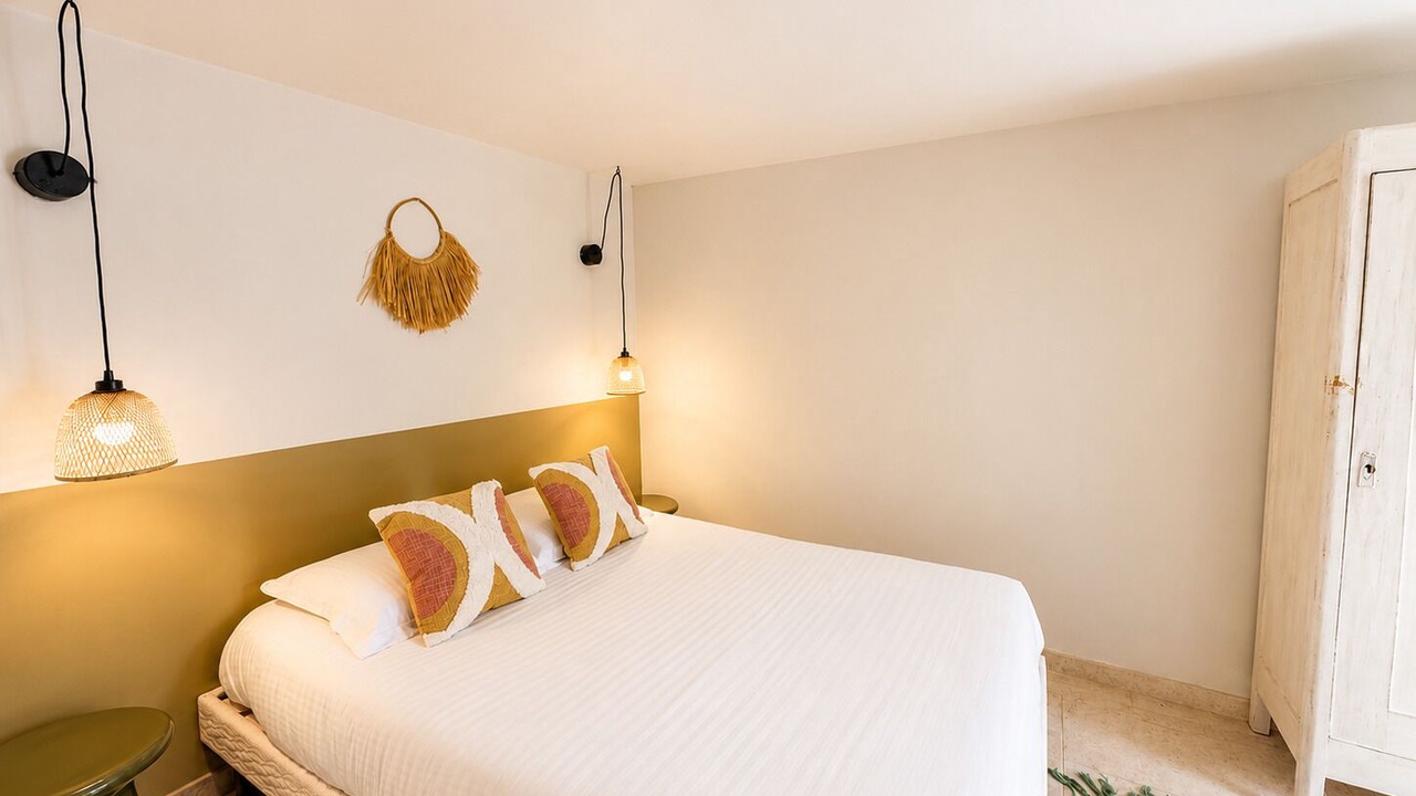 Photo of Bedroom in Saint-Cezaire-sur-Siagne
