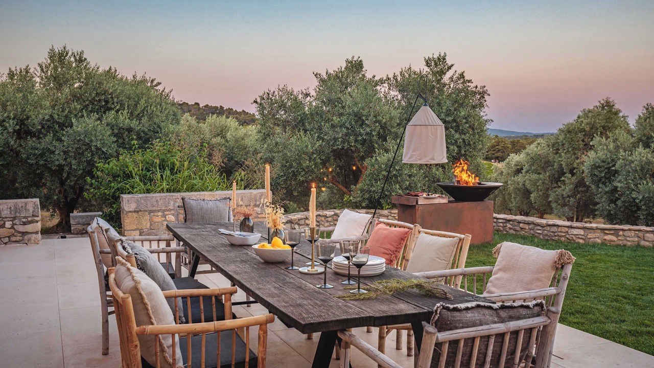 Photo of Outdoor in Cabrieres-dʼAigues