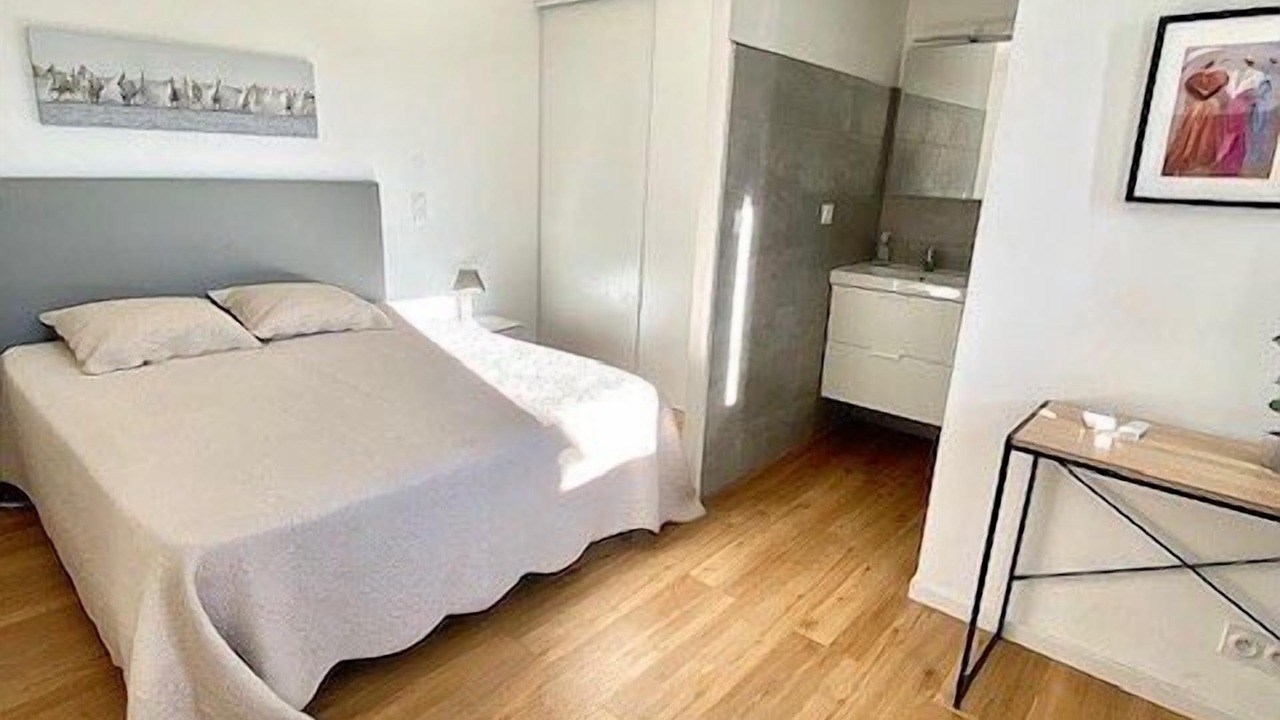 Photo of Bedroom in Saintes-Maries-de-la-Mer