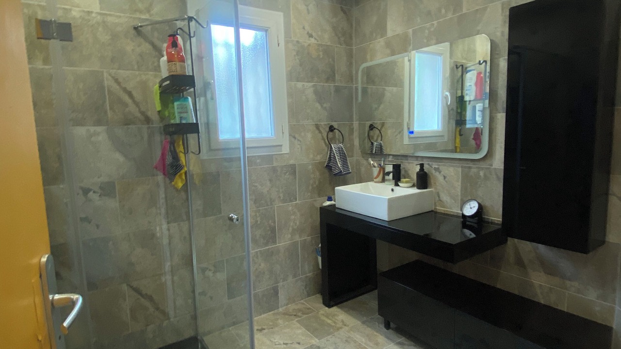 Photo of Bathroom in Istres