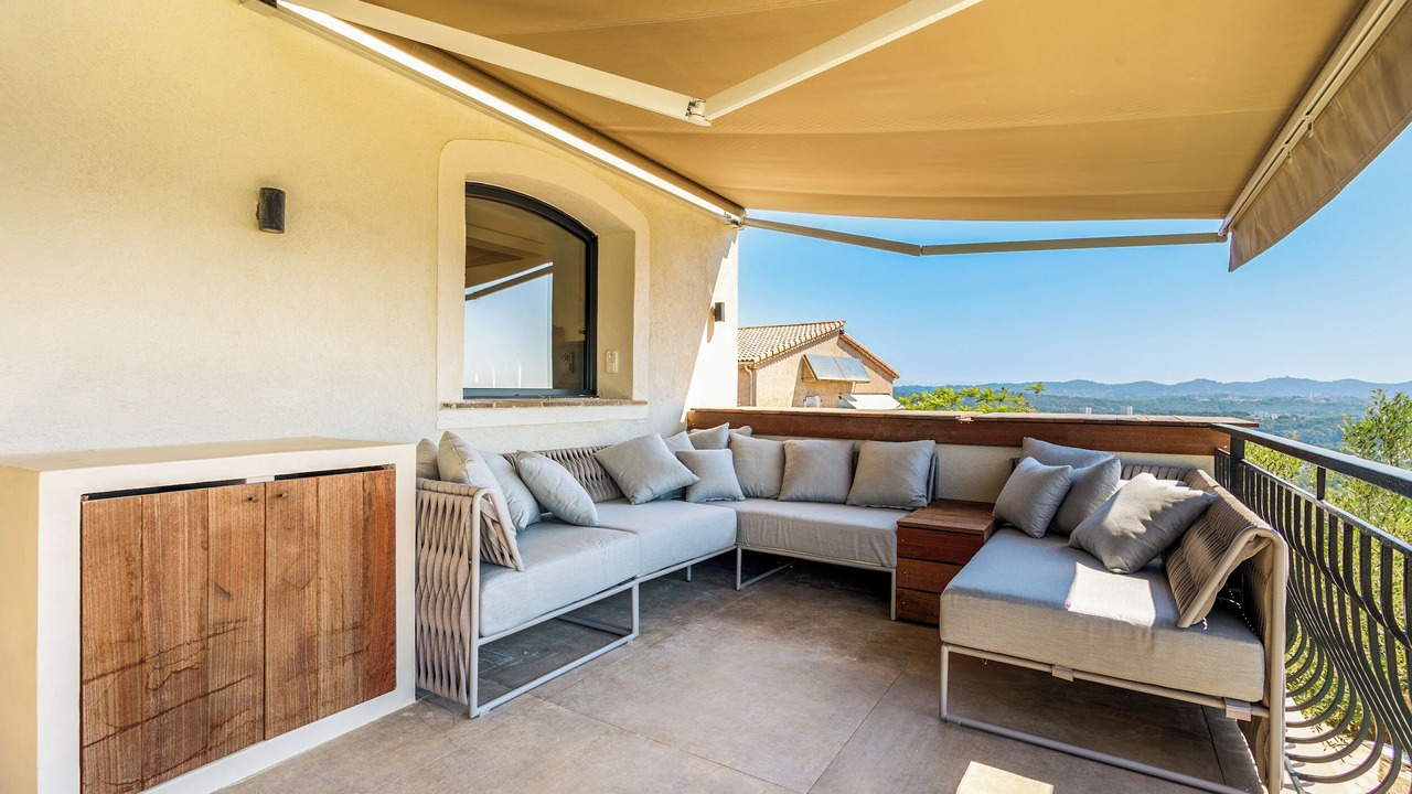 Photo of Livingroom in Mandelieu-La-Napoule