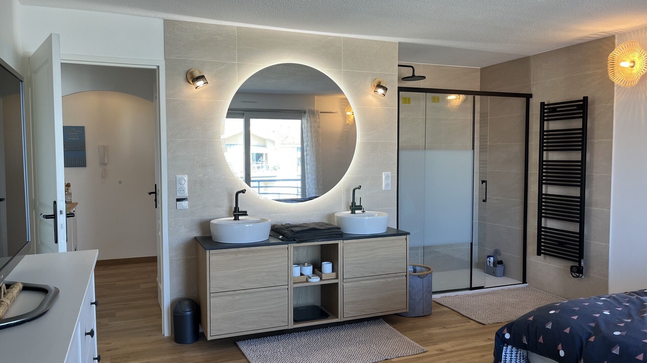 Photo of Bedroom in Frejus Plage