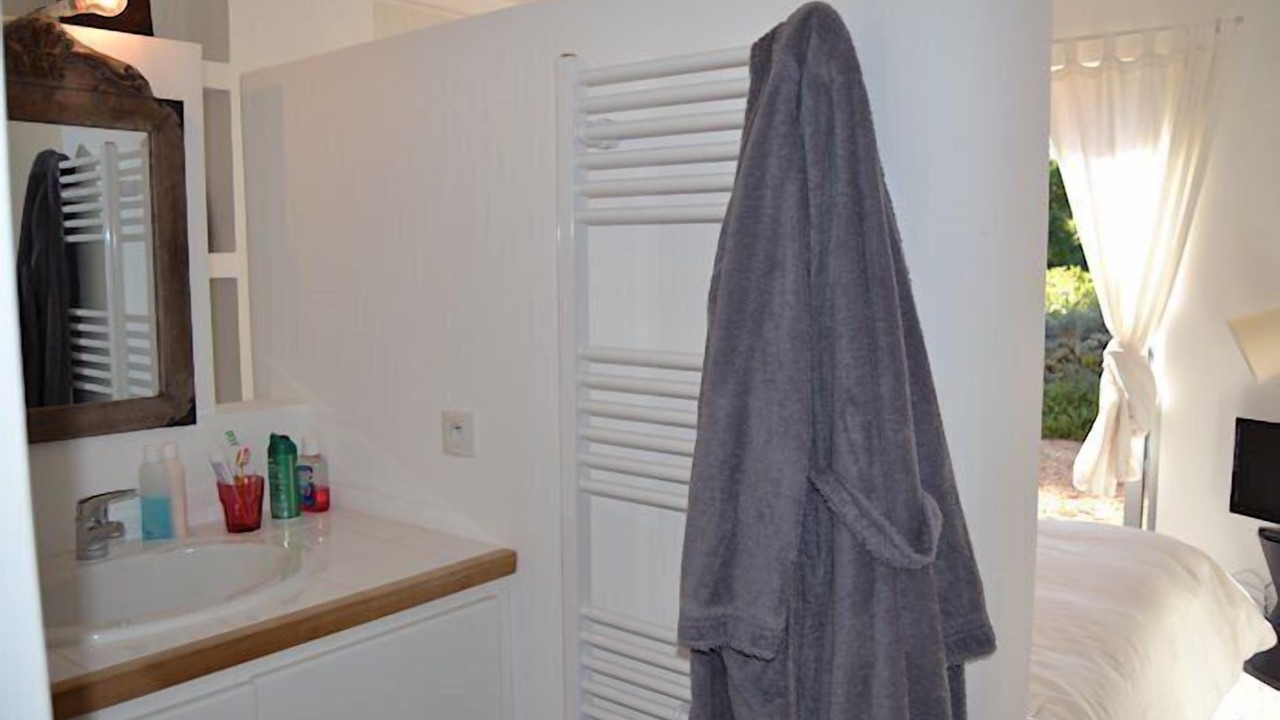 Photo of Bedroom in La Cadiere-d'Azur