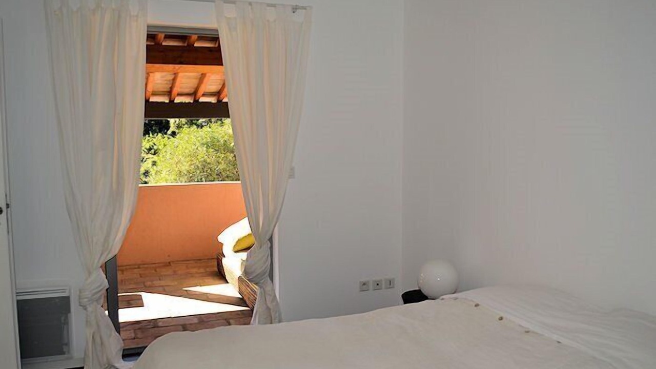 Photo of Bedroom in La Cadiere-d'Azur