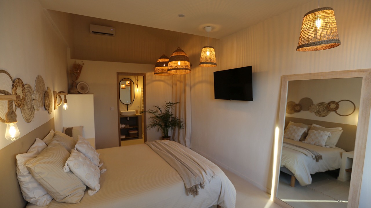 Photo of Bedroom in Biot