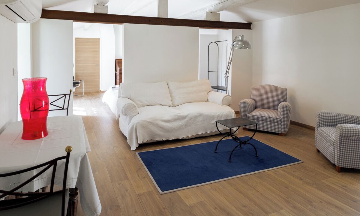 Photo of Livingroom in Apt