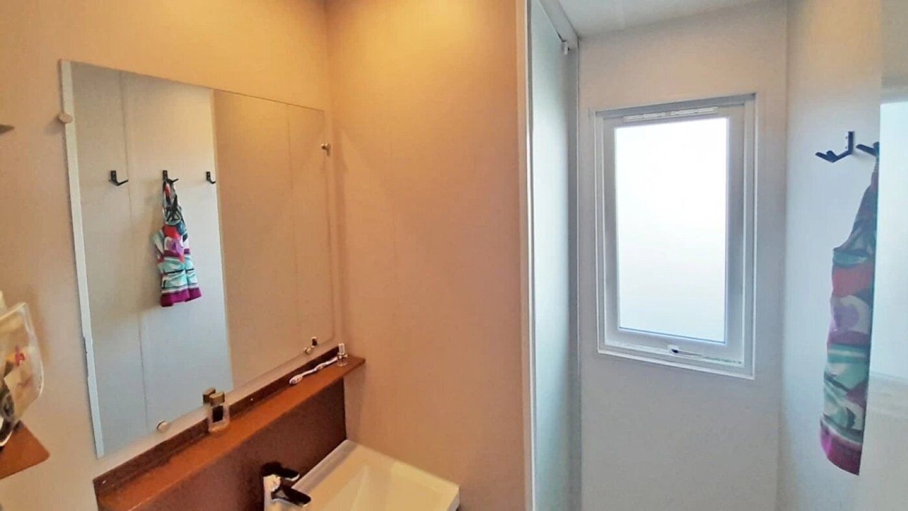 Photo of Bathroom in Saint-Mitre-les-Remparts