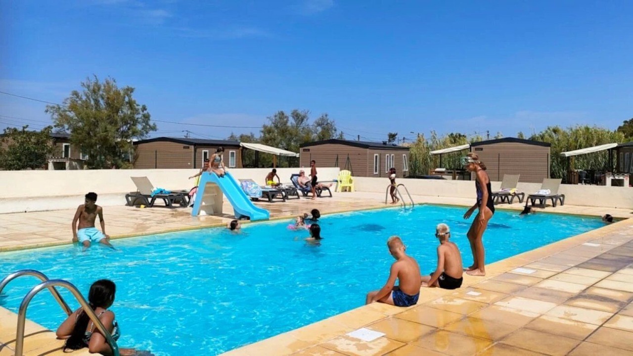Photo of Outdoor in Saint-Mitre-les-Remparts