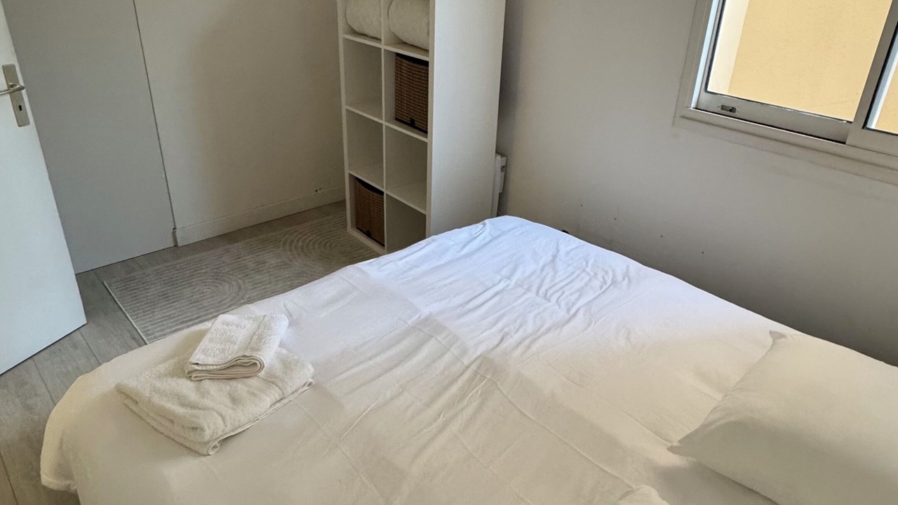 Photo of Bedroom in Carnot