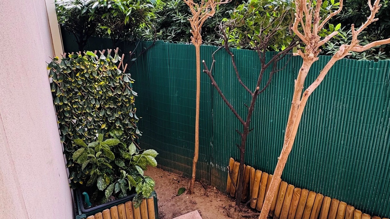 Photo of Outdoor in Carnot
