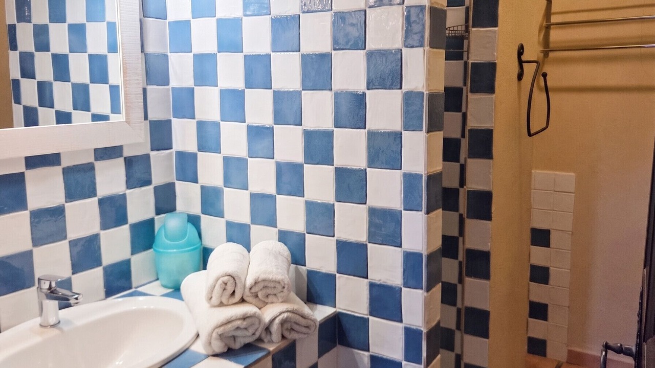 Photo of Bathroom in Albaron