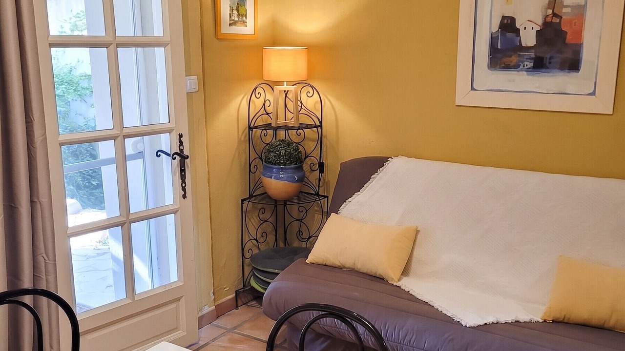 Photo of Livingroom in Albaron