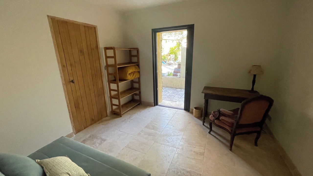 Photo of Livingroom in Evenos