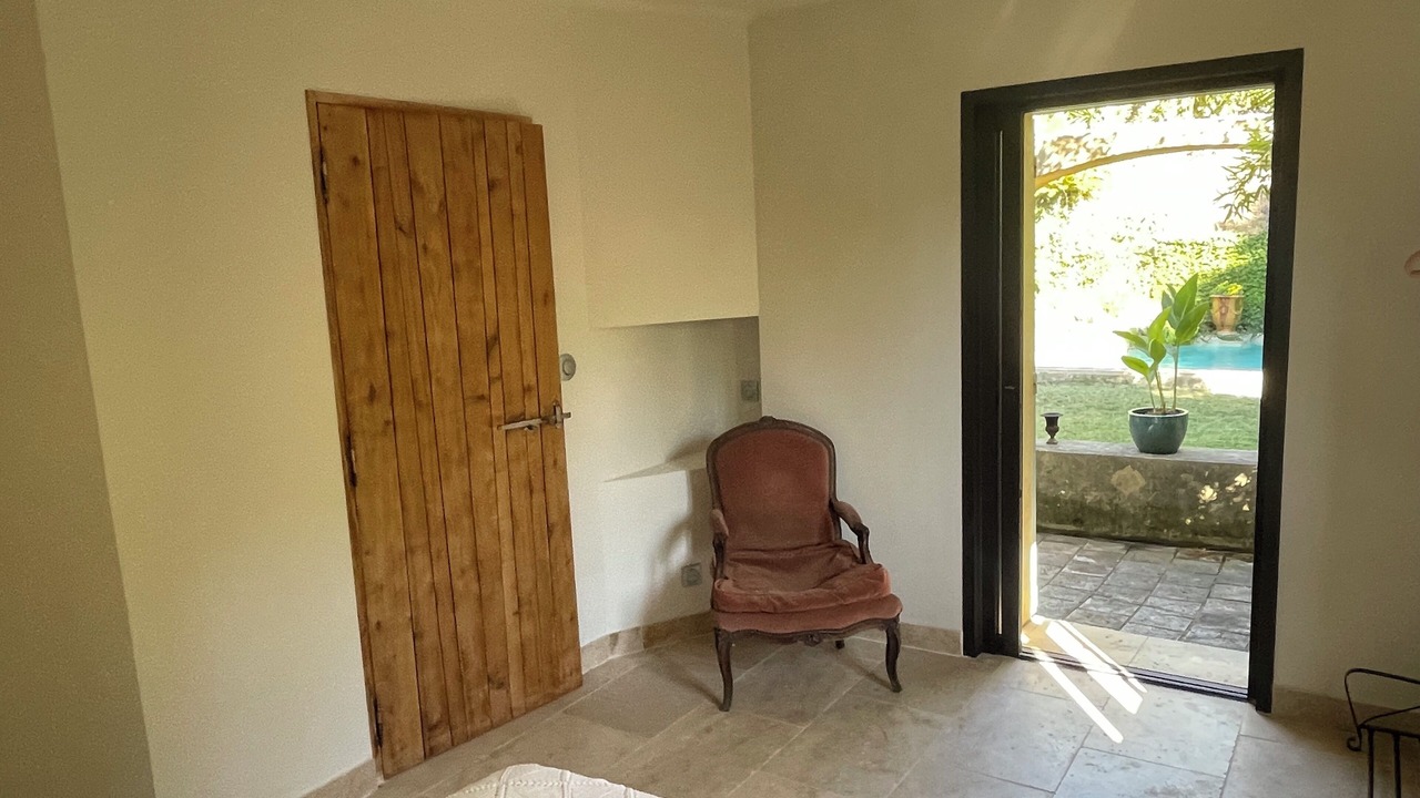 Photo of Bedroom in Evenos
