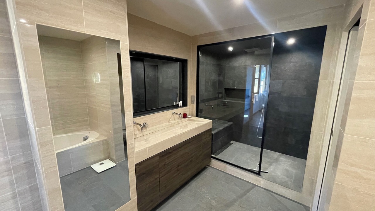 Photo of Bathroom in Evenos